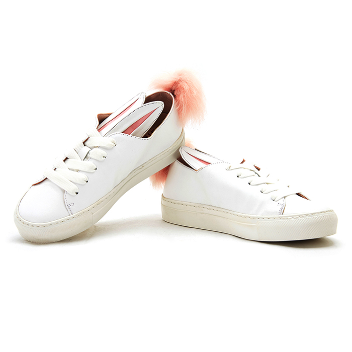 미나패리카(MINNAPARIKKA) 버니 로우탑 여자 스니커즈 TAILSNEAKS WHITE SHEARLING