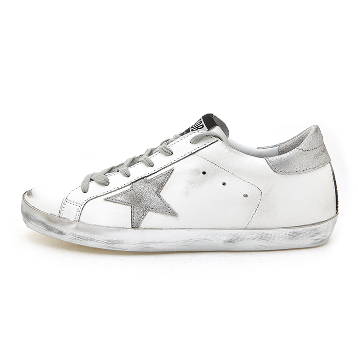 골든구스(GOLDEN GOOSE) 슈퍼스타 로우 스파클 실버 남자 스니커즈 GCOMS590 E36