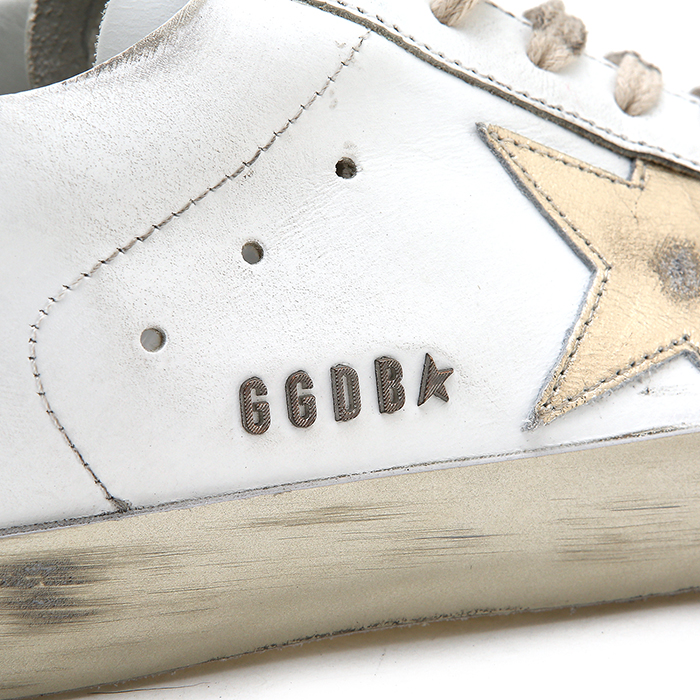 골든구스(GOLDEN GOOSE) 슈퍼스타 로우 스파클 골드 남자 스니커즈 GCOMS590 E37
