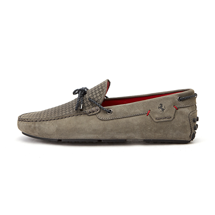 토즈(TODS) 페라리 리미티드 에디션 남자 드라이빙슈즈 XRM0XB0U520VEKB608
