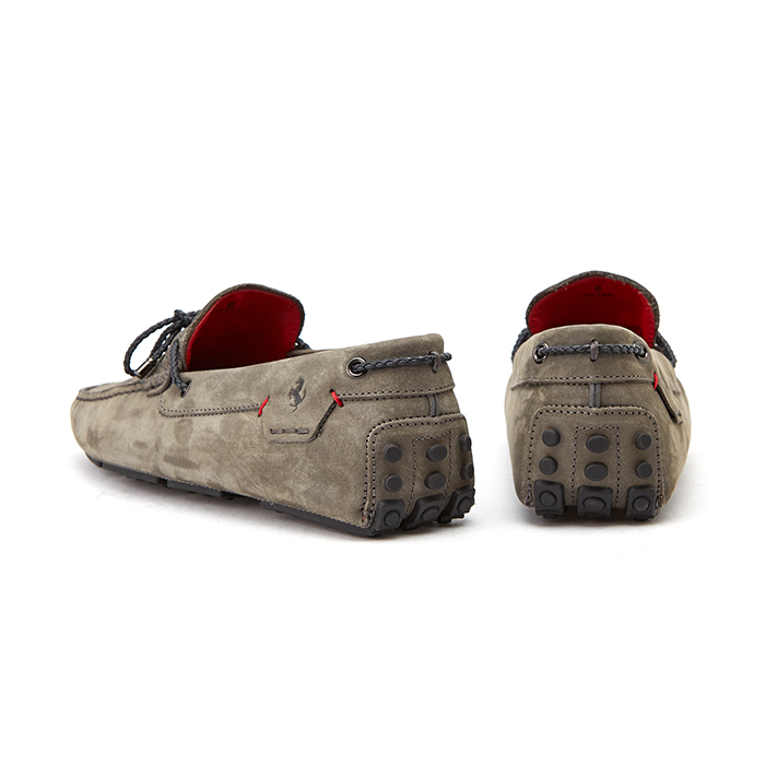 토즈(TODS) 페라리 리미티드 에디션 남자 드라이빙슈즈 XRM0XB0U520VEKB608