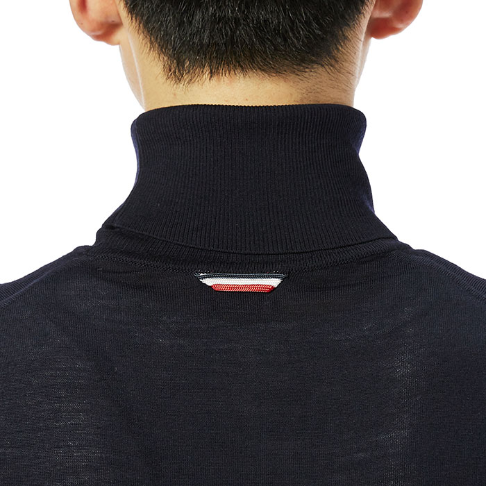 몽클레어(MONCLER) 감마블루 남자 울 니트 9224500 979AC 742