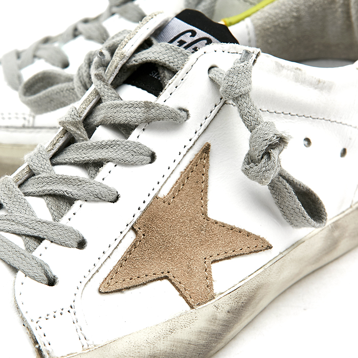골든구스(GOLDEN GOOSE) 빈티지 슈퍼스타 로우 여자 스니커즈 G30WS590 F99