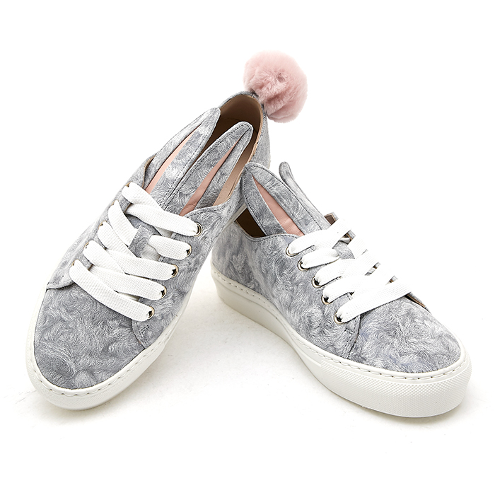 미나패리카(MINNAPARIKKA) 버니 로우탑 여자 스니커즈 TAILSNEAKS39 GREY FUR