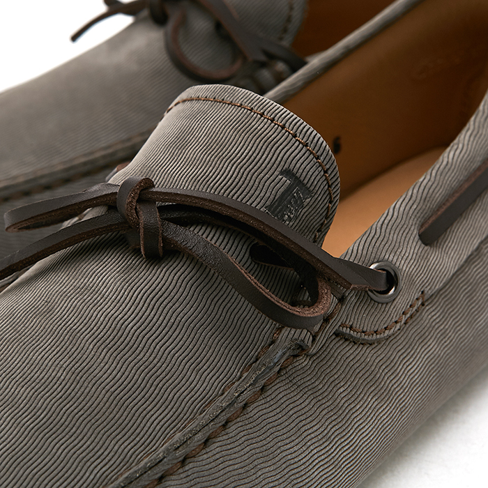 토즈(TODS) 남자 로퍼 드라이빙 XXM0GW05470FL8586C