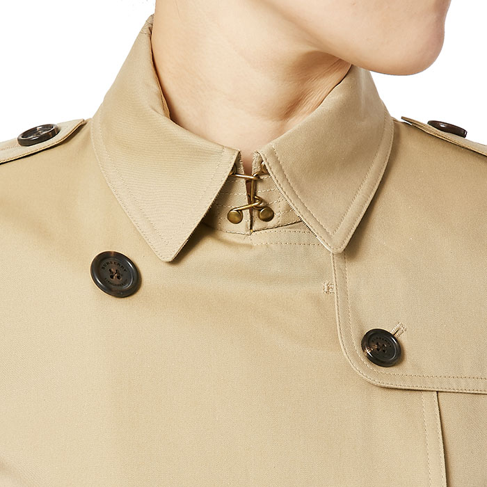 버버리(BURBERRY) 켄징턴 롱 헤리티지 트렌치코트 여자 코트 KENSINGTON 3900458 70500