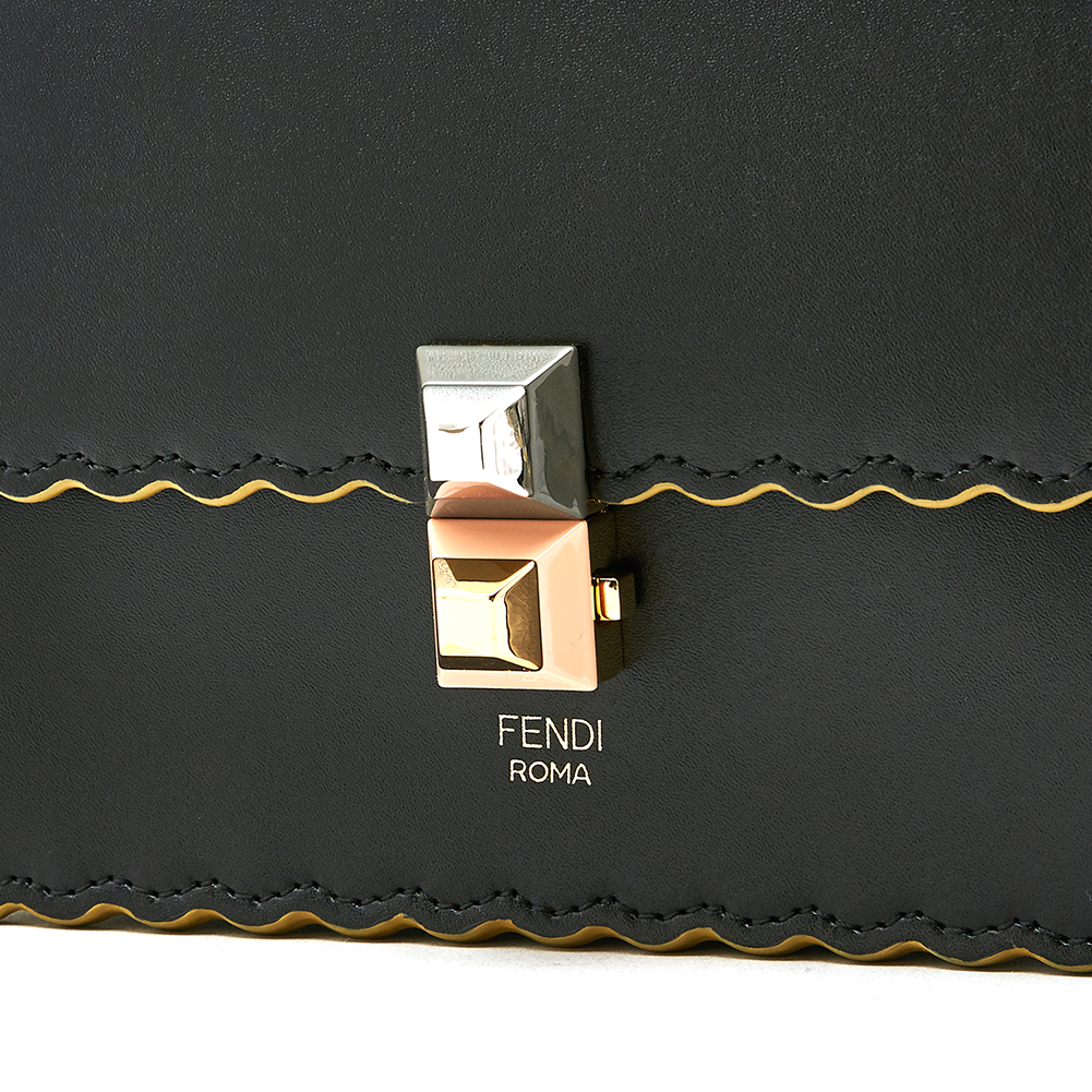 펜디(FENDI) 스몰 칸 아이 여자 체인 숄더백 8M0381 A18Q F0KUR