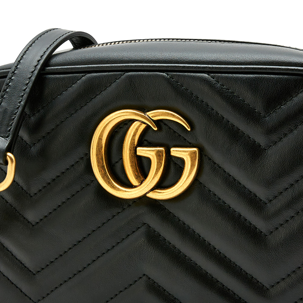 구찌(GUCCI) GG 마몬트 마틀라세 스몰 여자 숄더백 447632 DTD1T 1000