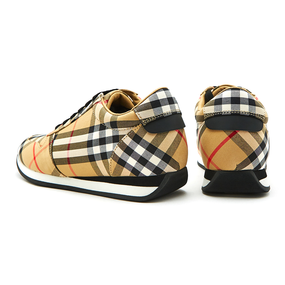 버버리(BURBERRY) 빈티지 체크 남자 스니커즈 AMELIA 4076155_M