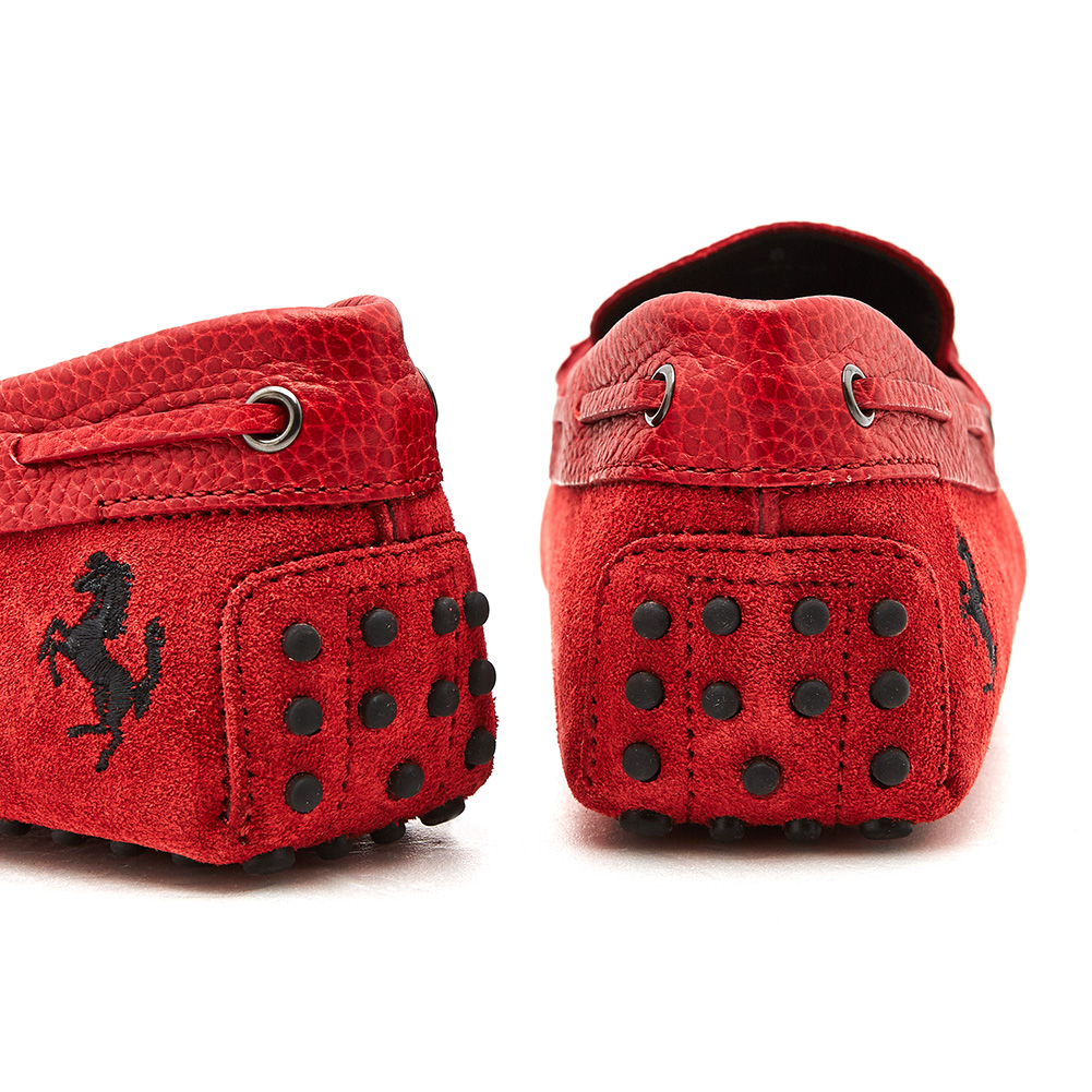 토즈(TODS) 페라리 리미티드 에디션 남자 드라이빙슈즈 XRM0GW0K510G169999