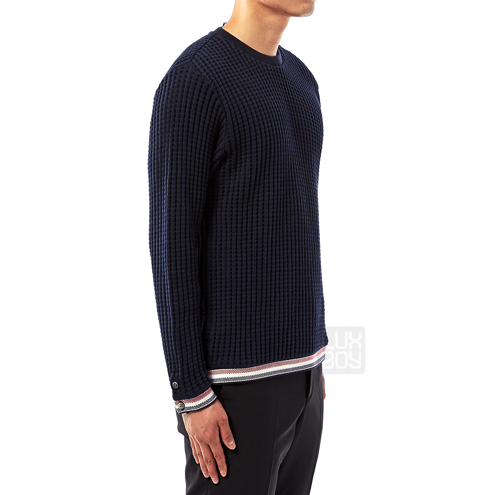 톰브라운(THOM BROWNE) 청키 크루넥 와플 남자 니트 MJT101A 03635 415