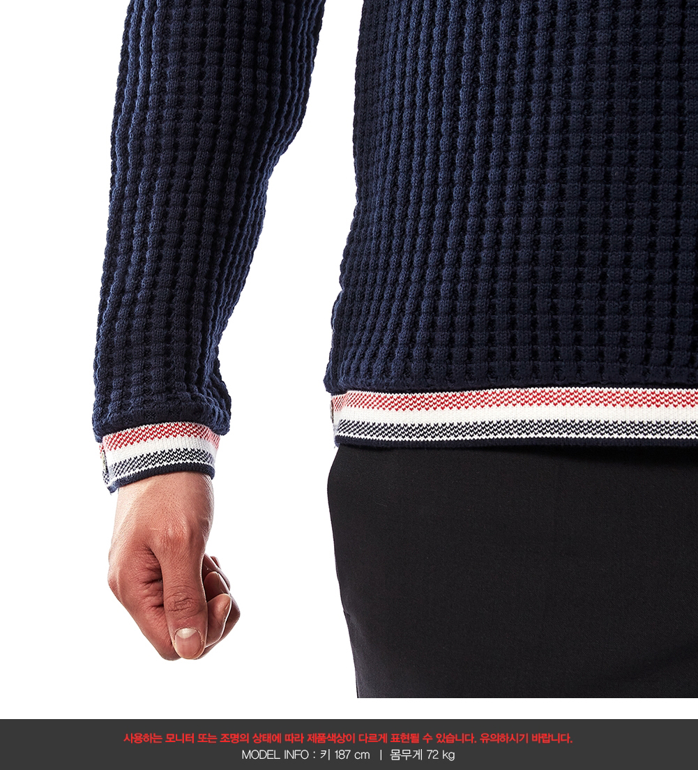 톰브라운(THOM BROWNE) 청키 크루넥 와플 남자 니트 MJT101A 03635 415