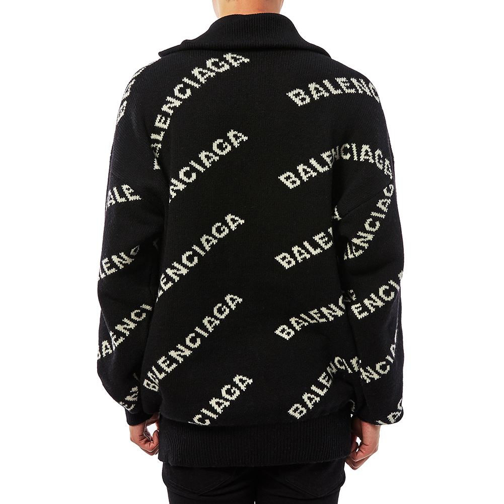 발렌시아가(BALENCIAGA) 로고 반집업 남자 울 니트 534644 T1471 1070