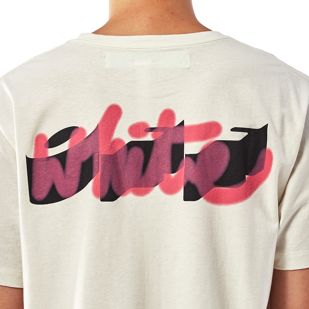 오프화이트(OFF WHITE) 스프레이 슬림 남자 반팔티셔츠 OMAA027E 18185027 0188