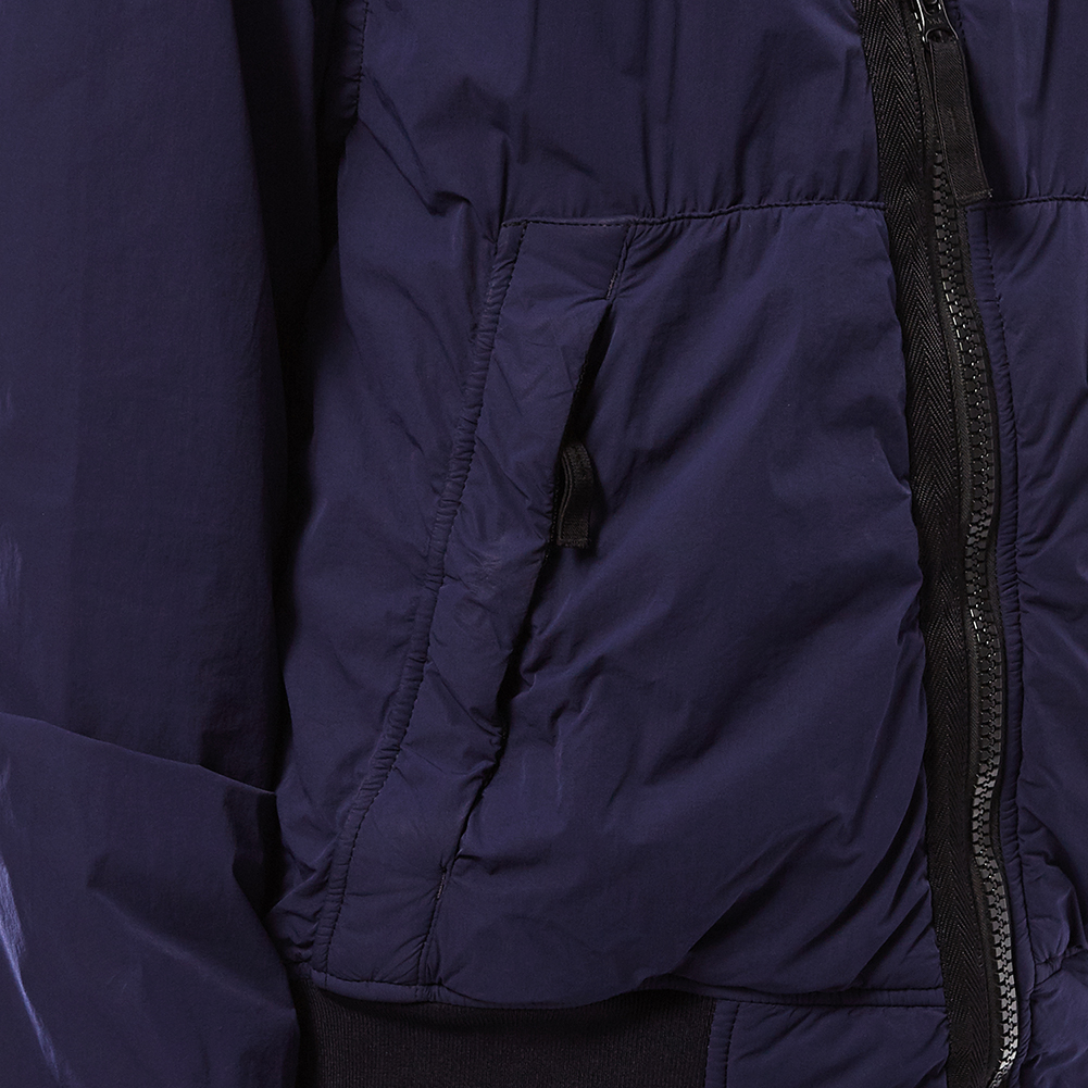 스톤아일랜드(STONE ISLAND) 와펜 컴포트 테크 컴포지트 남자 보머 자켓 691543428 V0026