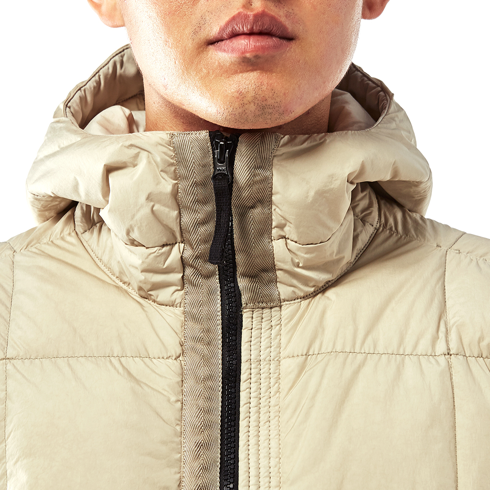 스톤아일랜드(STONE ISLAND) 와펜 크링클랩스 남자 패딩 점퍼 691541223 V0090