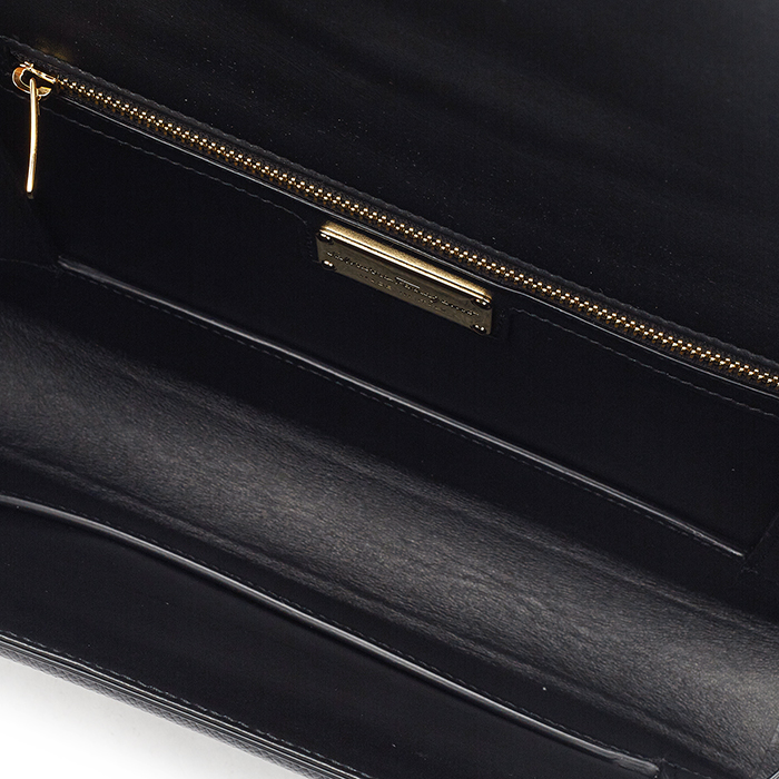 페라가모(FERRAGAMO) 지니 플랩 미디움 여자 숄더백 21 G462 NERO 0674278