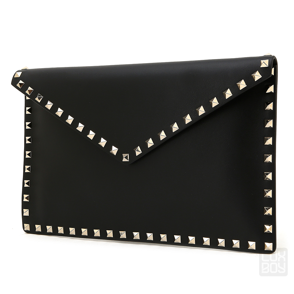 발렌티노(VALENTINO) 락스터드 엔벨롭 여자 클러치/파우치백 PW0P0P56BOL 0NO