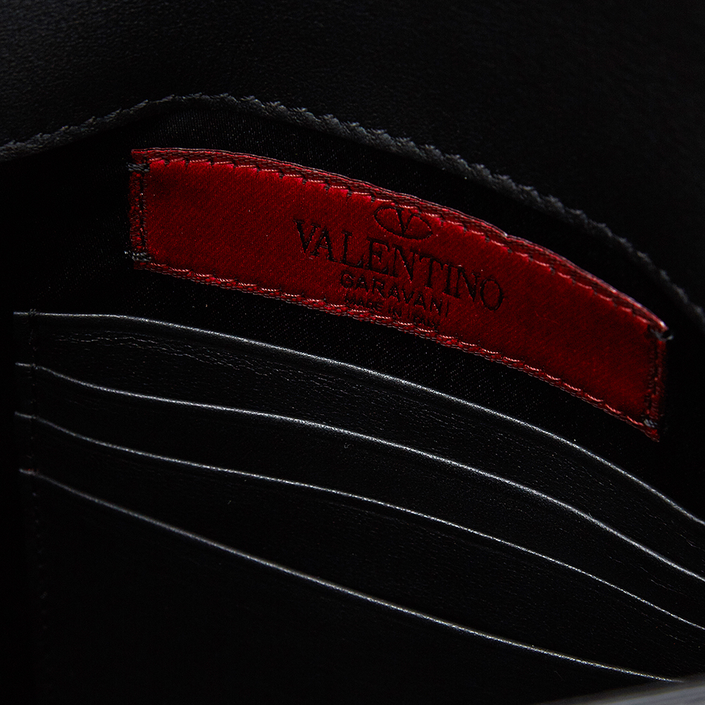 발렌티노(VALENTINO) 락스터드 엔벨롭여자 클러치/파우치백 PW0P0P87BOL 0NO