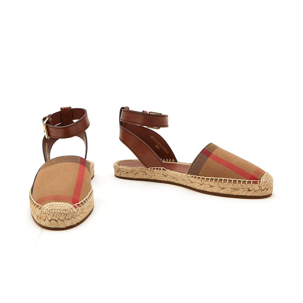 버버리(BURBERRY) 하우스 체크 에스파드리유 여자 샌들 ABBIE 4054530