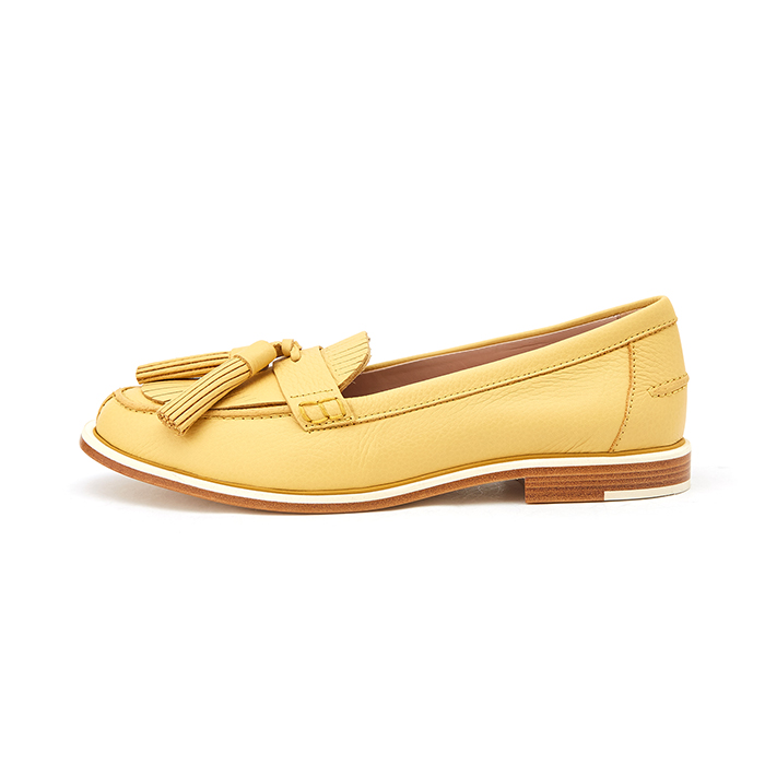 토즈(TODS) 태슬 로퍼 여자 플랫슈즈 XXW74A0X2305J1G017