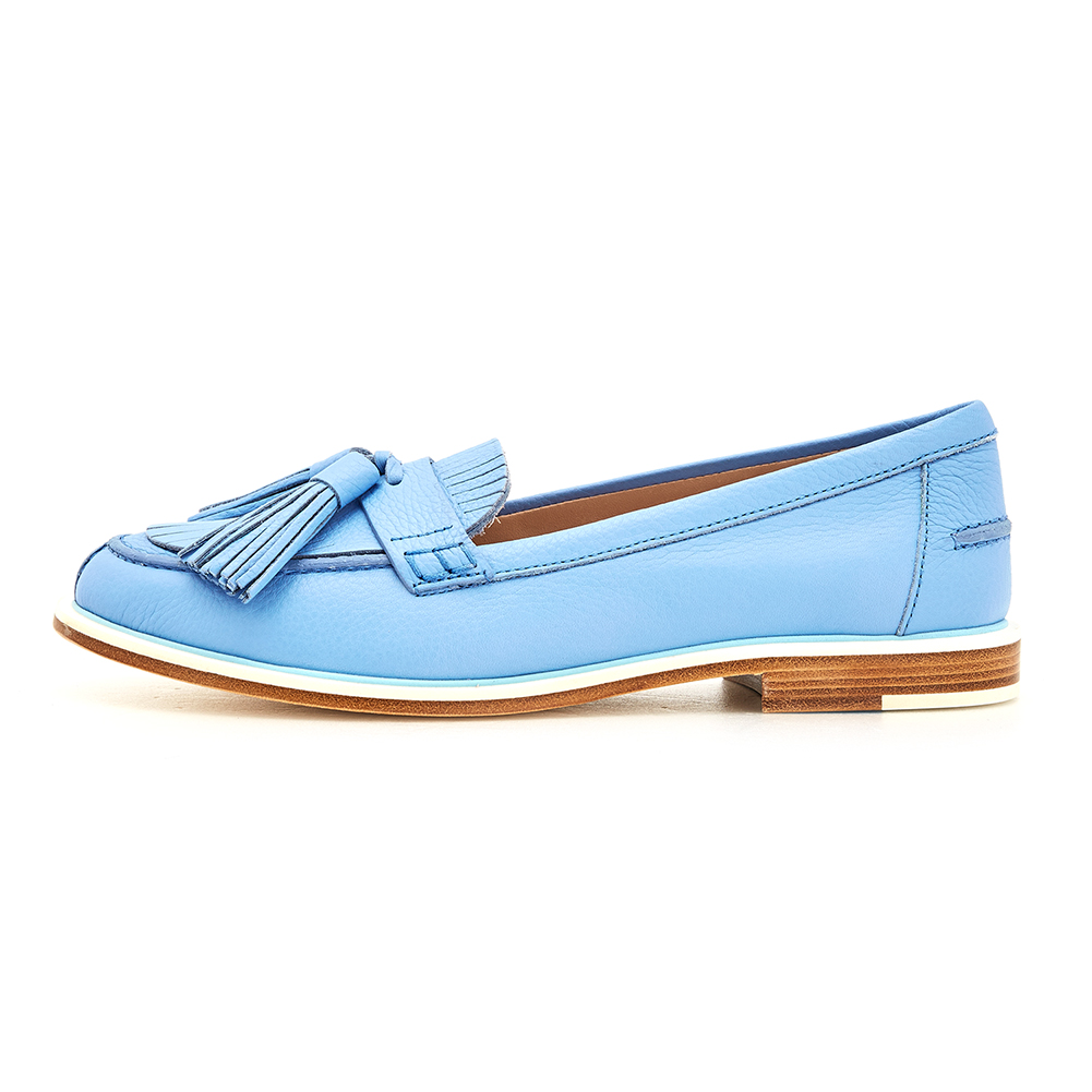 토즈(TODS) 태슬 로퍼 여자 플랫슈즈 XXW74A0X2305J1U022