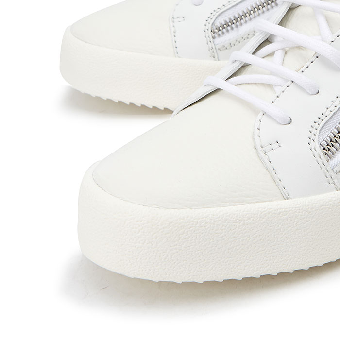 쥬세페자노티(GIUSEPPE ZANOTTI) 메이런던 프랭키 남자 더블지퍼 스니커즈 RU70000 050 BIANCO