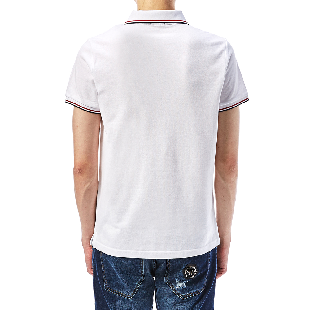 몽클레어(MONCLER) 삼선 로고 패치 남자 카라 반팔티셔츠 8345600 84556 001