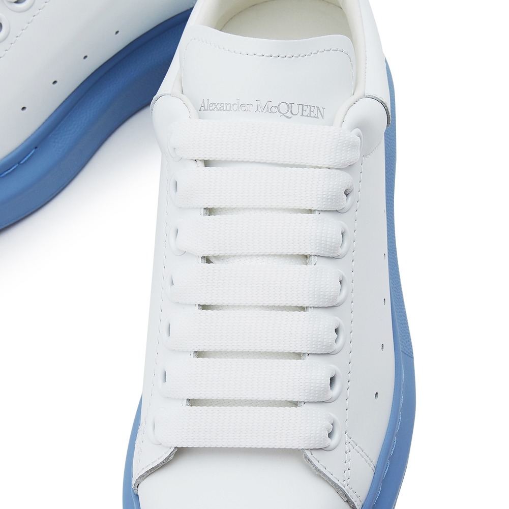 알렉산더맥퀸(ALEXANDER MCQUEEN) 오버솔 여자 스니커즈 553770 WHTQ4 9048