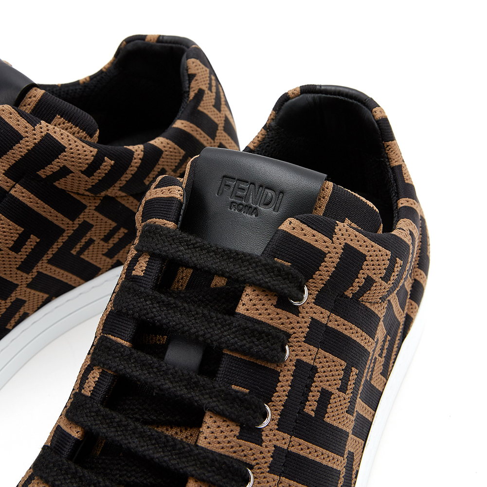펜디(FENDI) 로고 남자 메쉬 스니커즈 7E1258 A7MY F0R7R
