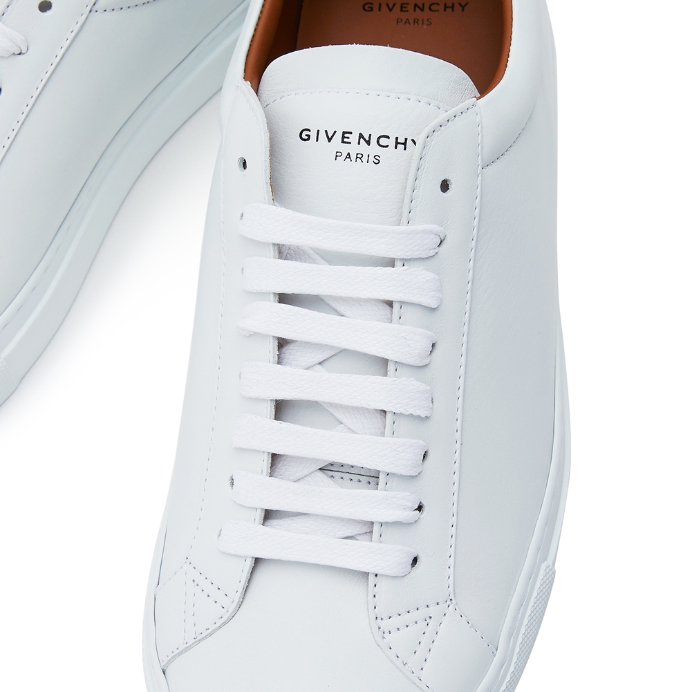 지방시(GIVENCHY) 어반 스트리트 남자 스니커즈 BH0002H0EU 119
