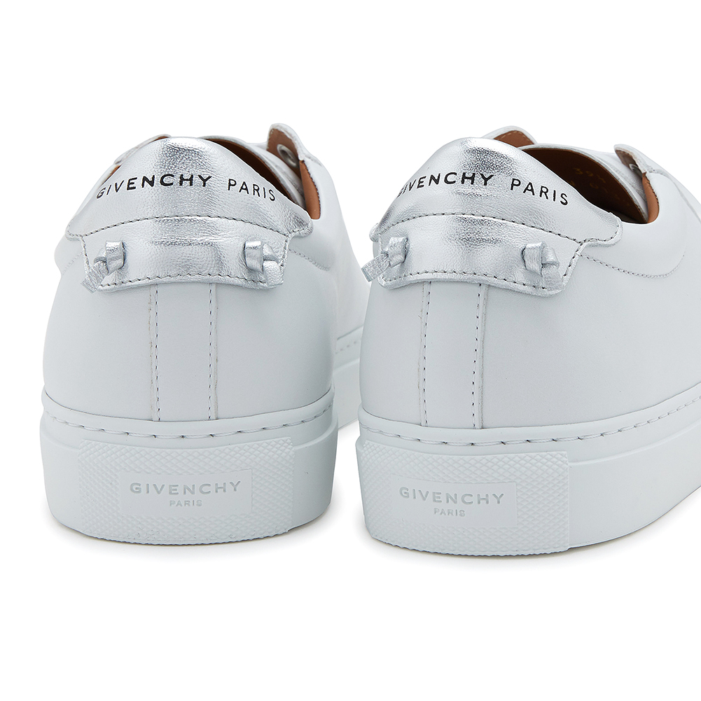 지방시(GIVENCHY) 어반 스트리트 남자 스니커즈 BH0002H0EU 132