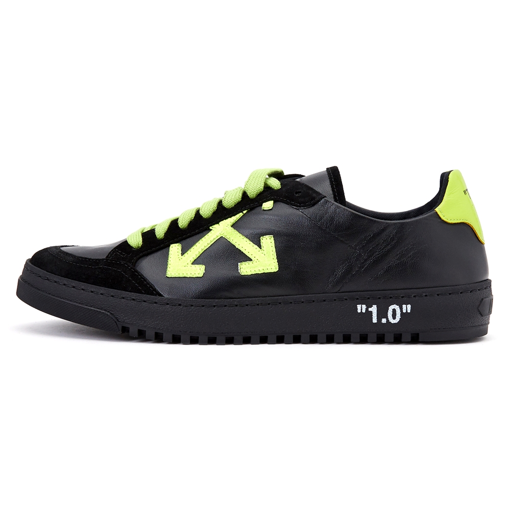 오프화이트(OFF WHITE) 2.0 남자 스니커즈 OMIA042F 19D68037 1062