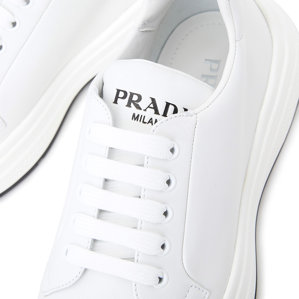 프라다(PRADA) 로고 남자 스니커즈 4E3457 3A6F F0009