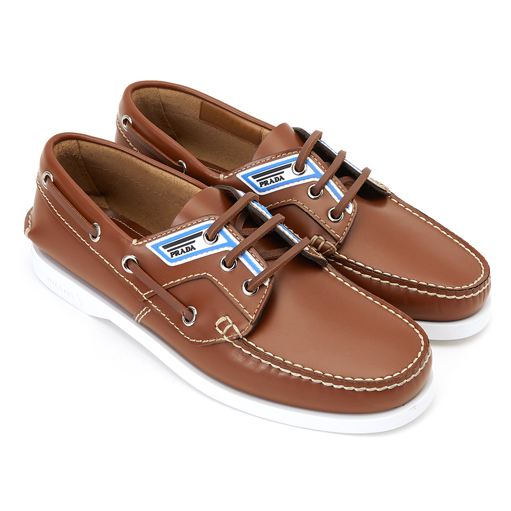 프라다(PRADA) 로고 남자 로퍼 2EG269 055 F0005