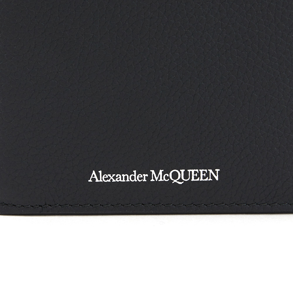 알렉산더맥퀸(ALEXANDER MCQUEEN) 로고 남자 반지갑 550818 0PY0N 1000