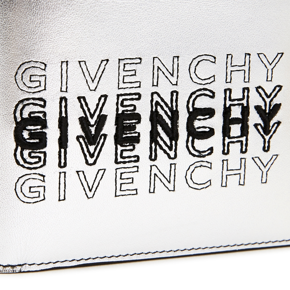 지방시(GIVENCHY) 로고 남자 반지갑 BK6005K0LZ 040