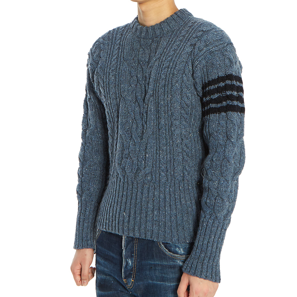 톰브라운(THOM BROWNE) 사선 완장 아란 케이블 남자 울 니트 MKA233A 00278 450