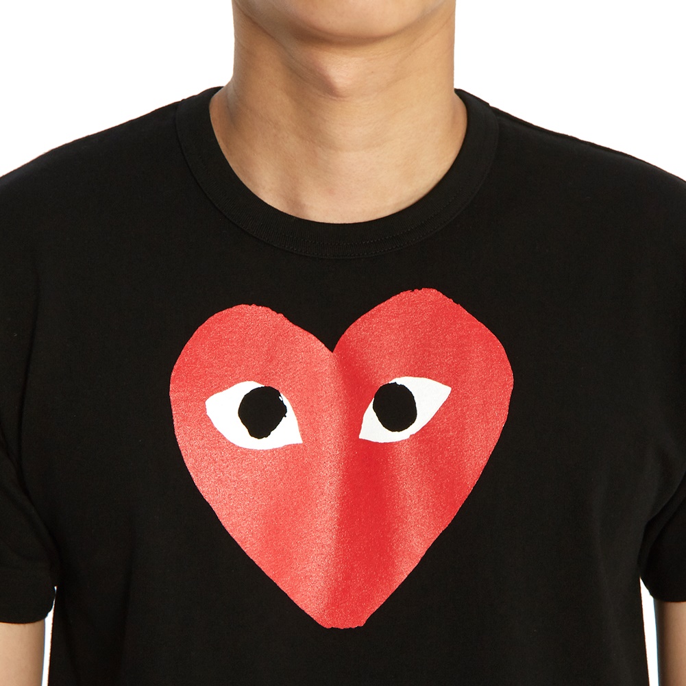 꼼데가르송(COMME DES GARCONS) 하트 남자 반팔티셔츠 AZ T112 051 1