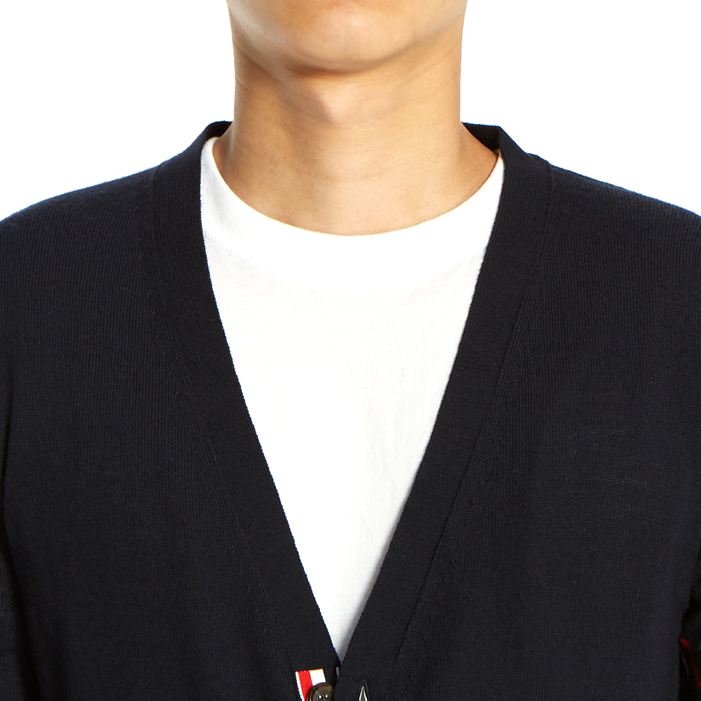 톰브라운(THOM BROWNE) 렙 스트라이프 덕 남자 울 가디건 MKC241A 00014 415