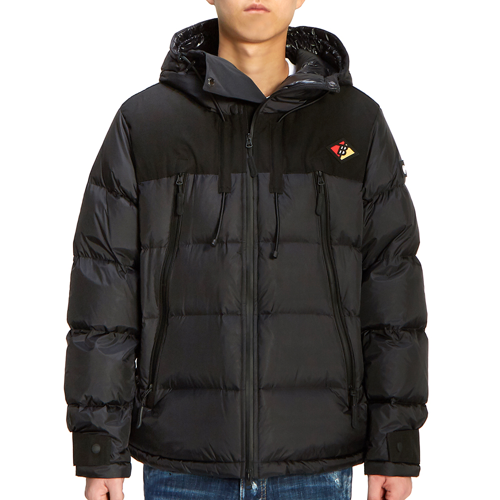 버버리(BURBERRY) 로고 그래픽 남자 패딩 점퍼 WESTCROFT 8018398 A1189