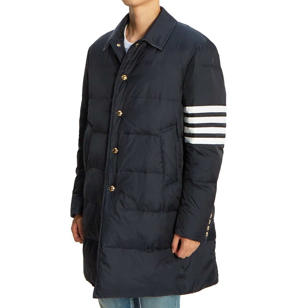 톰브라운(THOM BROWNE) 사선 완장 남자 패딩 점퍼 MOD040X 05411 415
