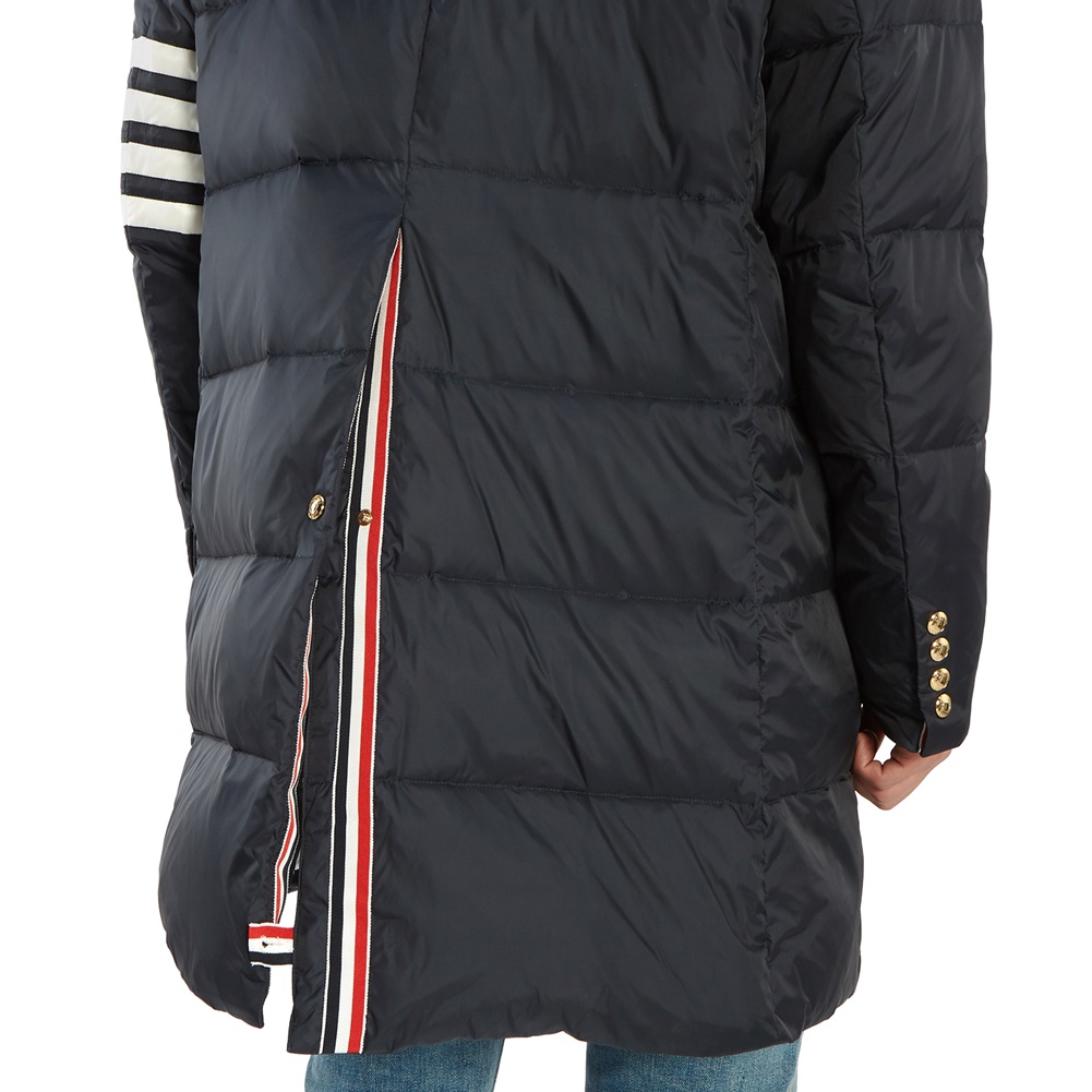 톰브라운(THOM BROWNE) 사선 완장 남자 패딩 점퍼 MOD040X 05411 415