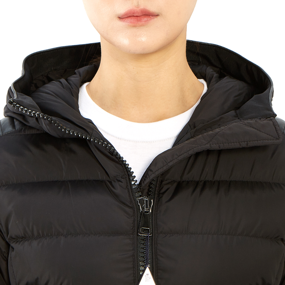 몽클레어(MONCLER) 탈레브 여자 후드 패딩 점퍼 4937085 C0063 999