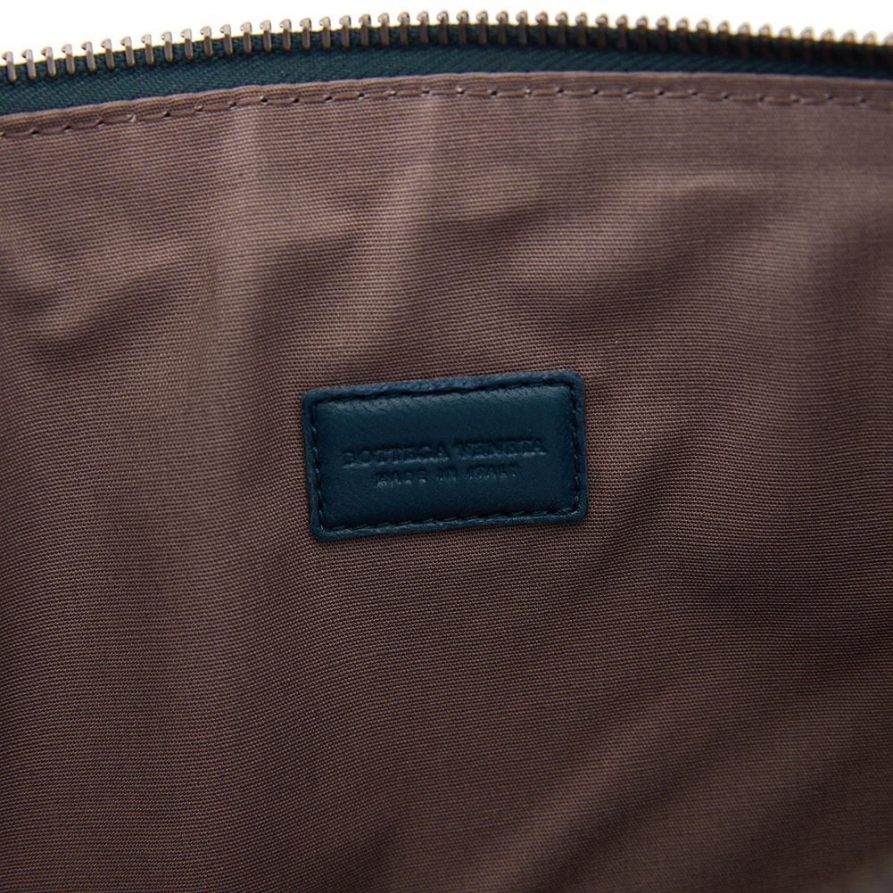 보테가베네타(BOTTEGA VENETA) 페트롤 블루 인트레치아토 공용 클러치/파우치백 442242 V001O 3008