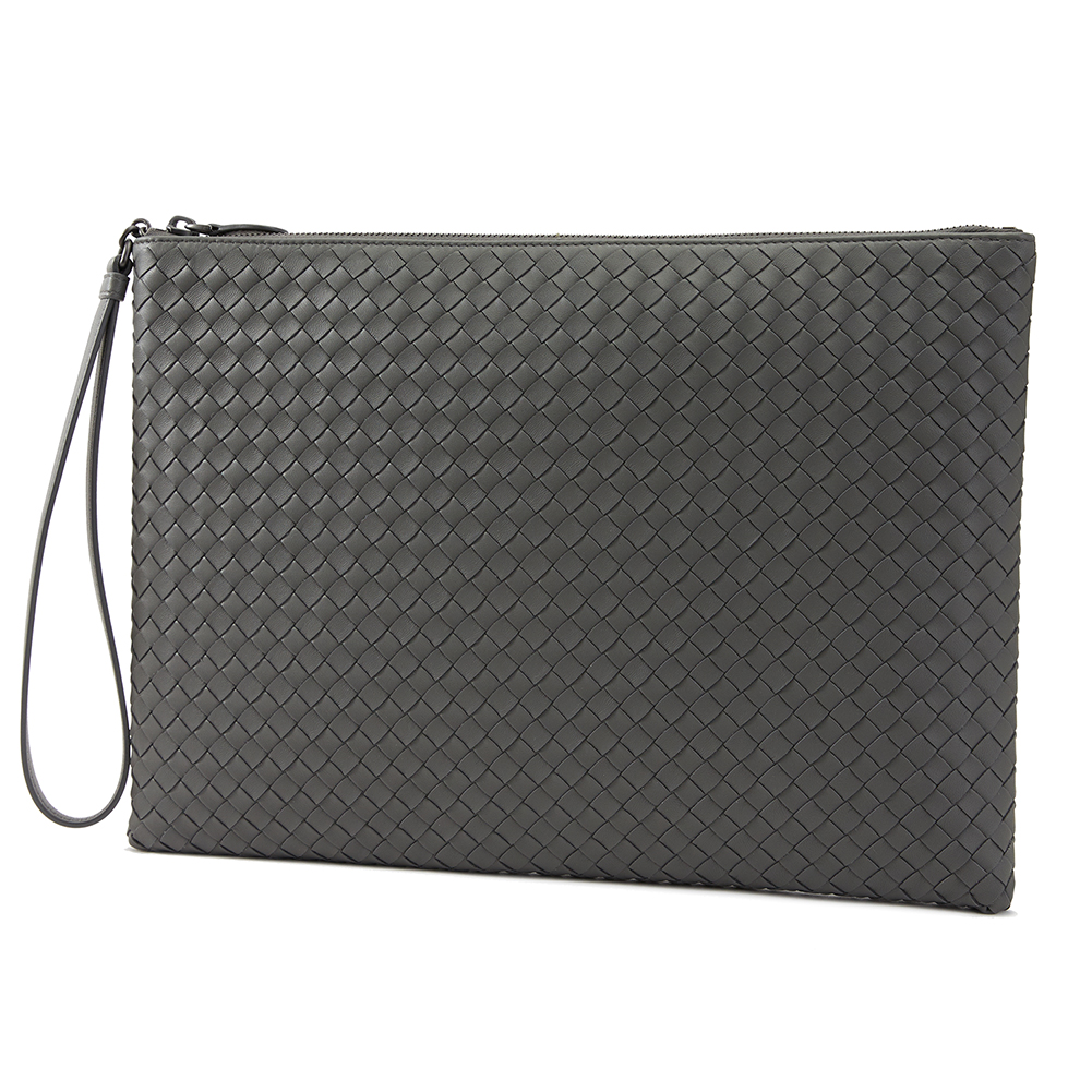 보테가베네타(BOTTEGA VENETA) 라이트 그레이 인트레치아토 공용 클러치/파우치백 442242 V001O 8522