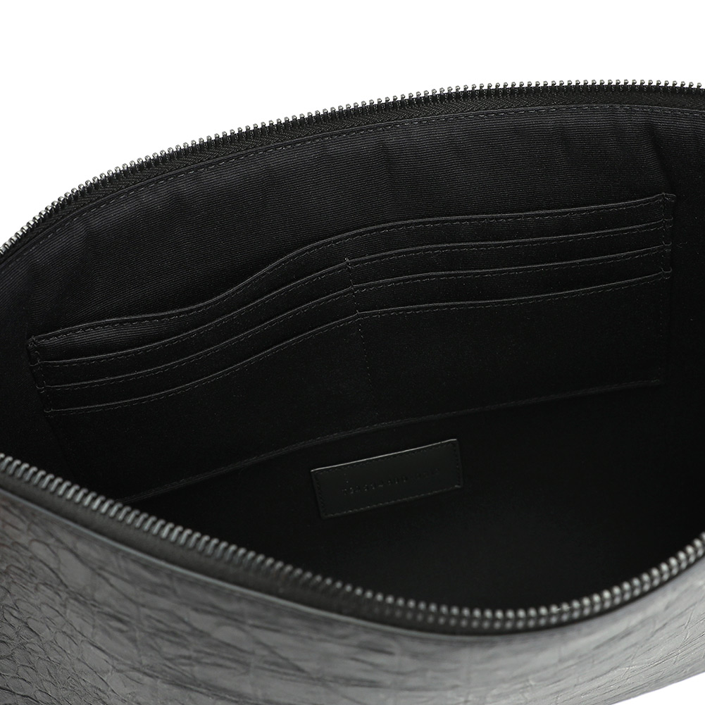 생로랑(SAINT LAURENT PARIS) 모노그램 크로커다일 공용 클러치/파우치백 534680 C9H0U 1000
