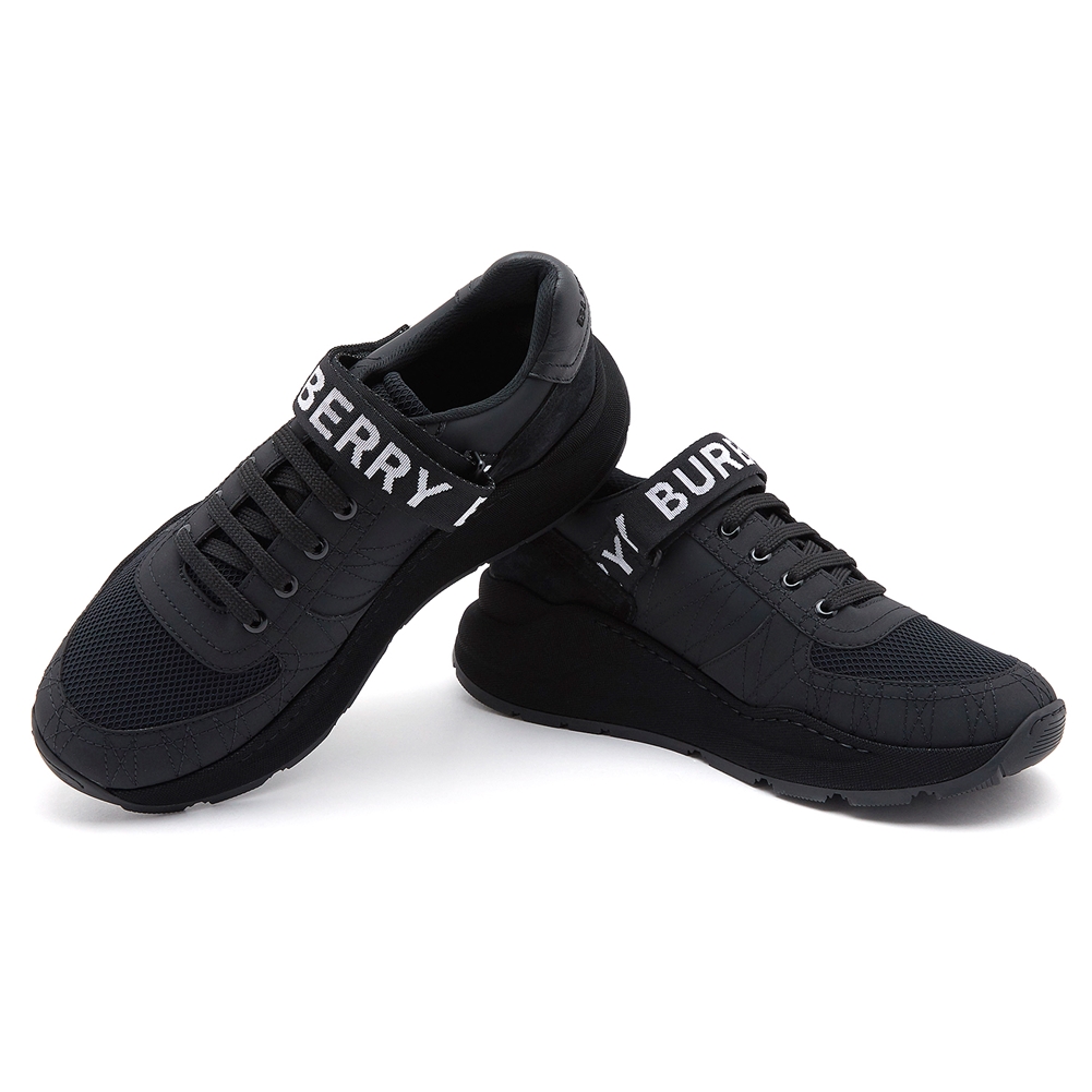 버버리(BURBERRY) 로고 남자 스니커즈 RONNIE ZIG M LOW 8010864