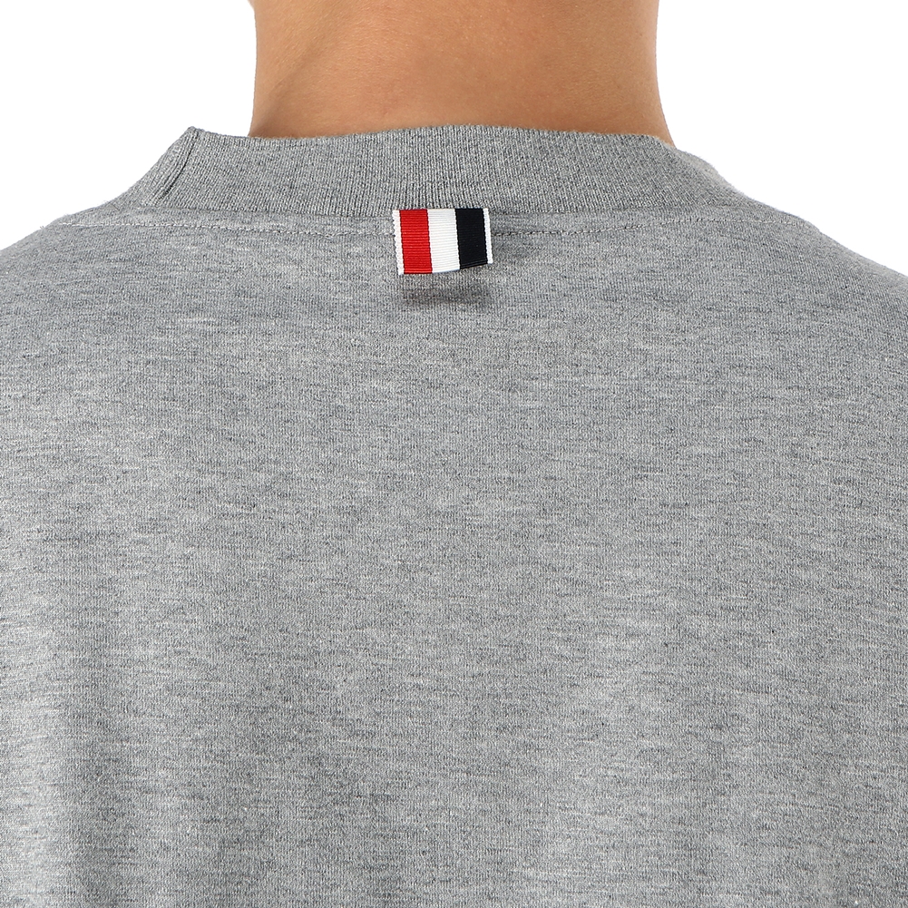톰브라운(THOM BROWNE) 오버사이즈 포켓 남자 반팔티셔츠 MJS099A 01454 055
