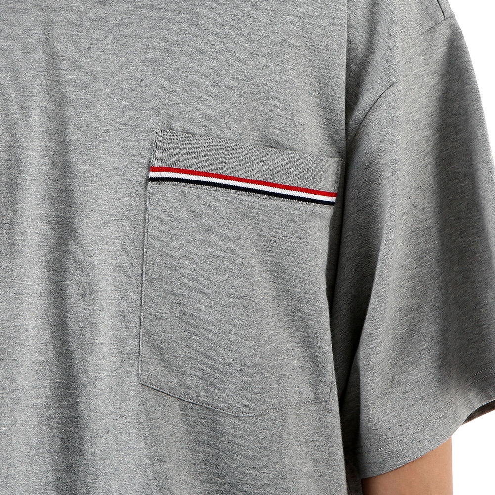 톰브라운(THOM BROWNE) 오버사이즈 포켓 남자 반팔티셔츠 MJS099A 01454 055